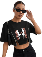 Load image into Gallery viewer, Ladies Women Pimpin vs Men Simpin Croptop Zipper Tee
